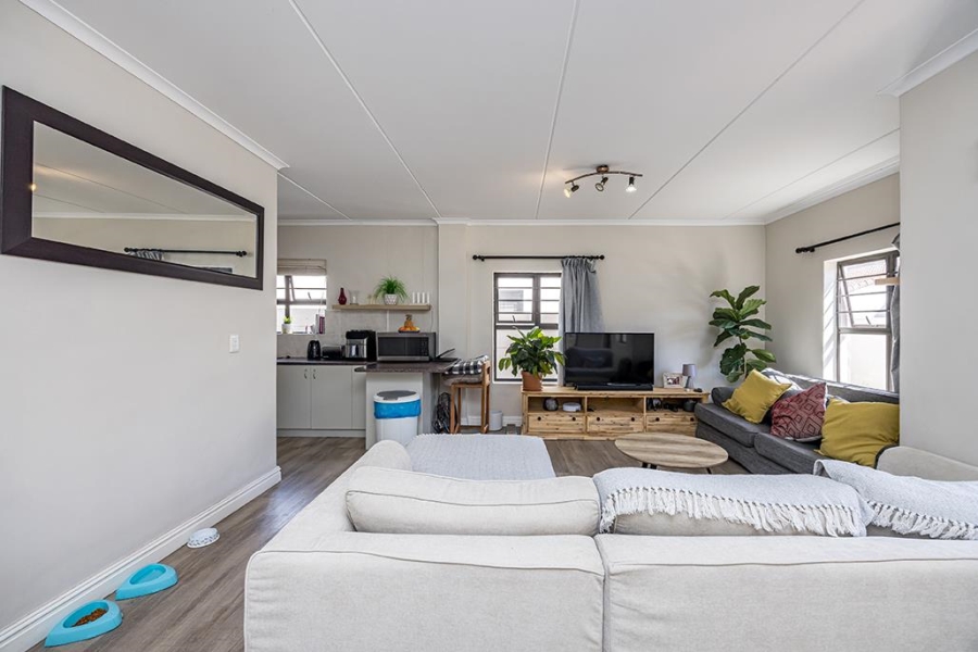 To Let 3 Bedroom Property for Rent in Royal Ascot Western Cape